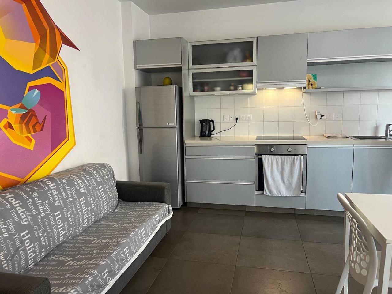 Jedi Hub Hostel Лімасол Екстер'єр фото